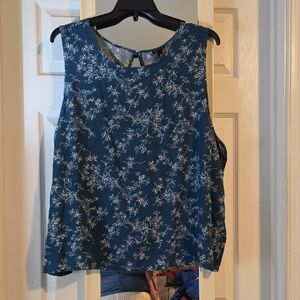 Torrid Floral Sleeveless Top - Blue